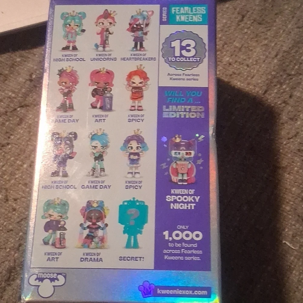XOX KWEENIE Fearless Kweens Mystery Figurine - New (Box Damaged)